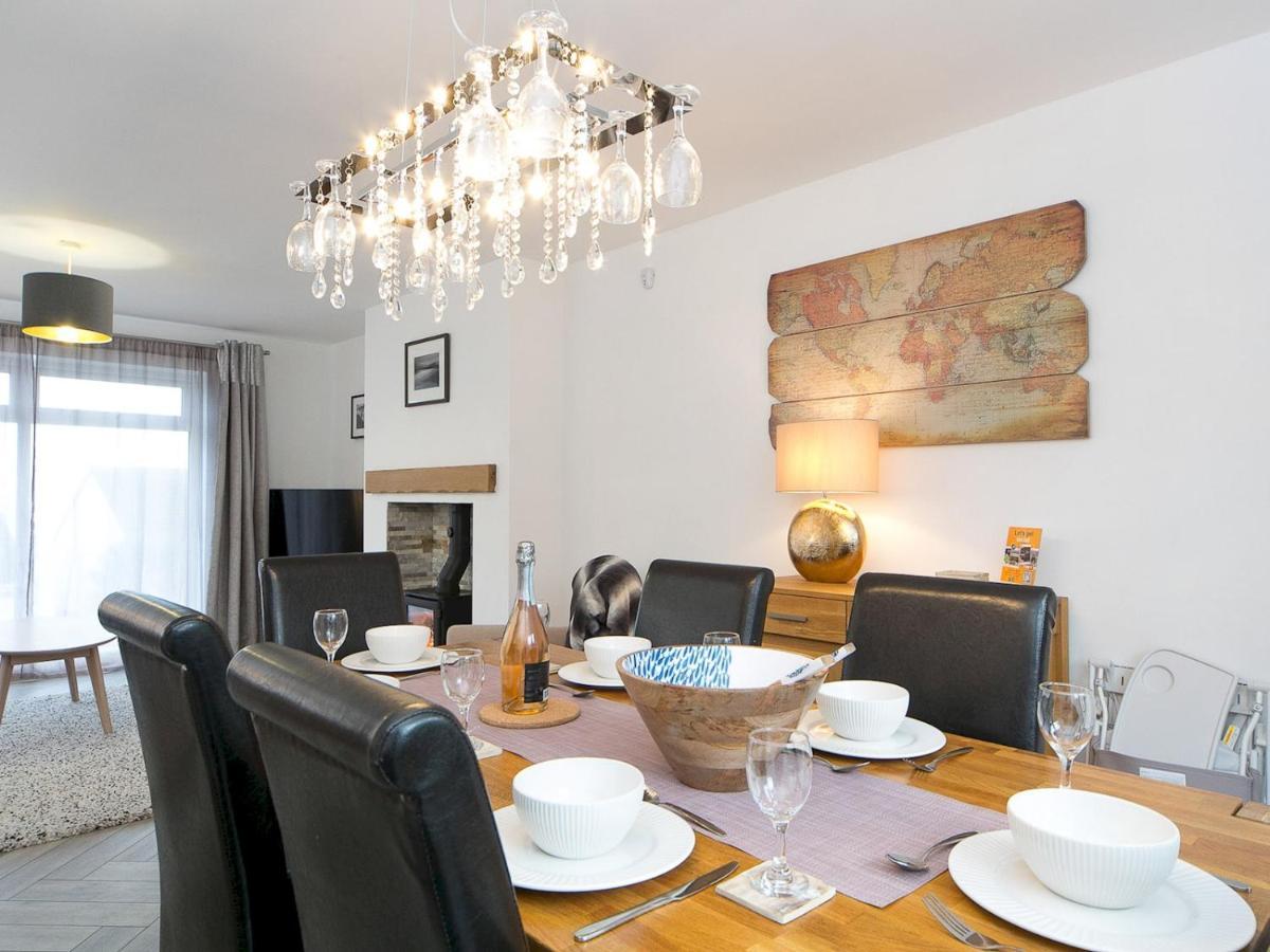 Pass The Keys Modern Coastal Home In Bull Bay Amlwch Buitenkant foto