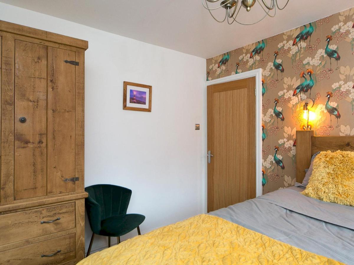 Pass The Keys Modern Coastal Home In Bull Bay Amlwch Buitenkant foto
