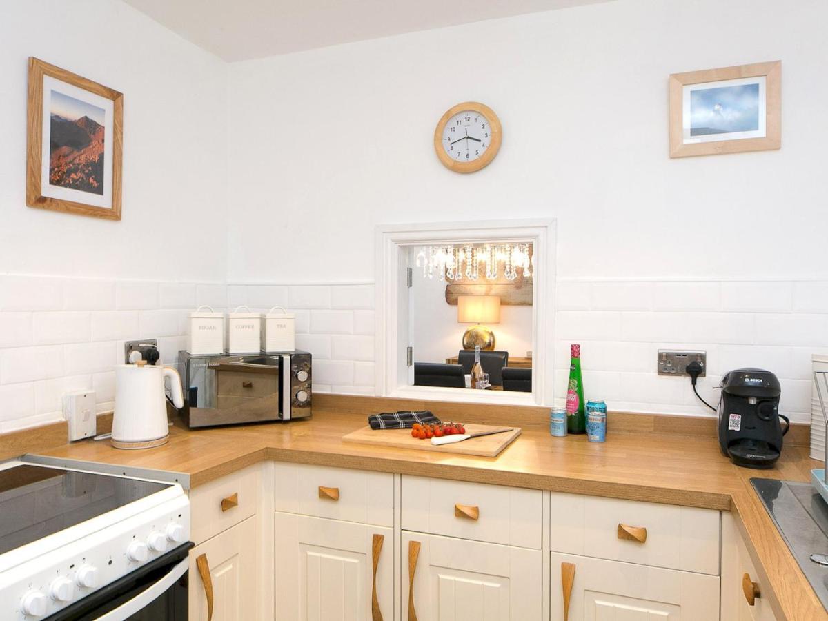 Pass The Keys Modern Coastal Home In Bull Bay Amlwch Buitenkant foto