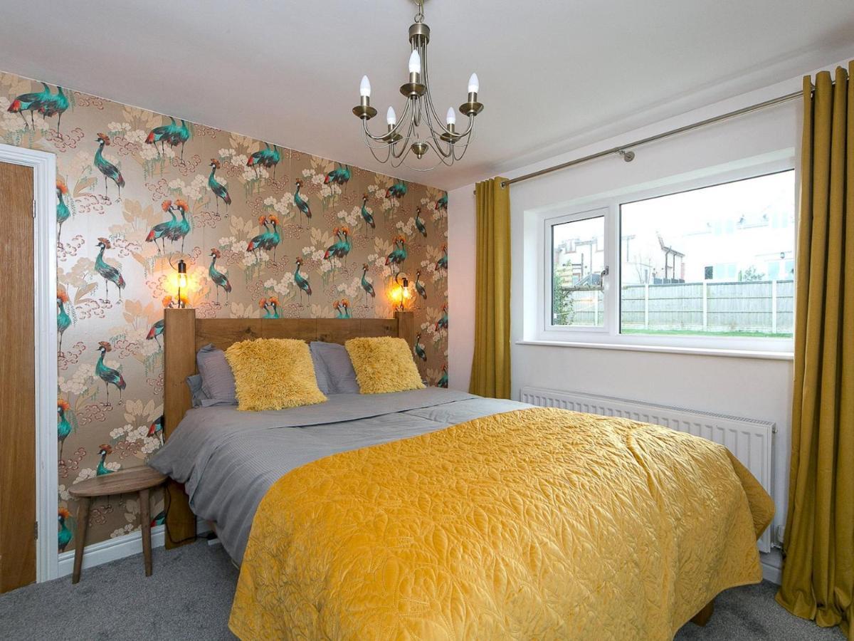 Pass The Keys Modern Coastal Home In Bull Bay Amlwch Buitenkant foto