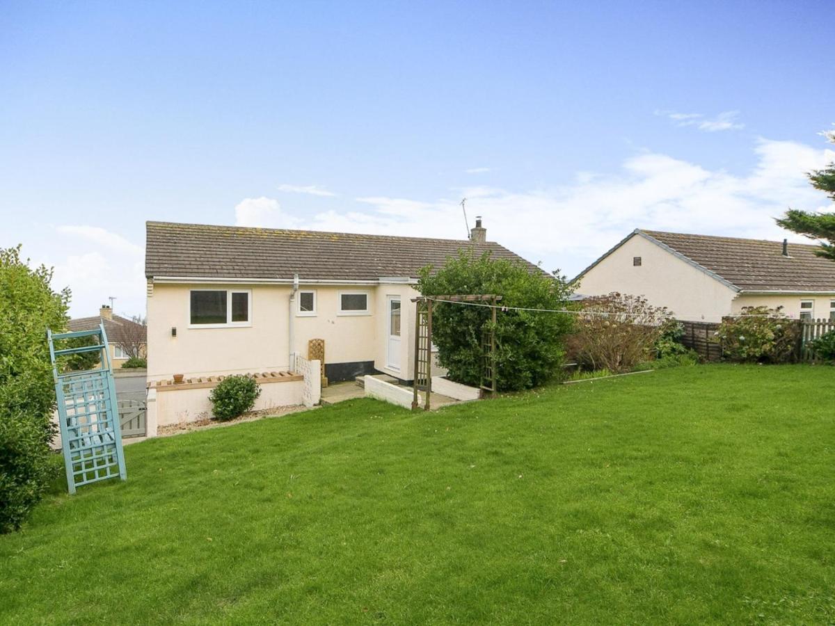 Pass The Keys Modern Coastal Home In Bull Bay Amlwch Buitenkant foto